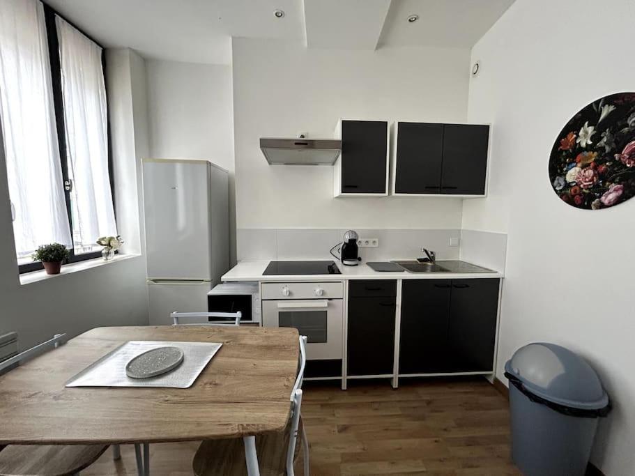 אראס Le Lisbonne Appartement מראה חיצוני תמונה